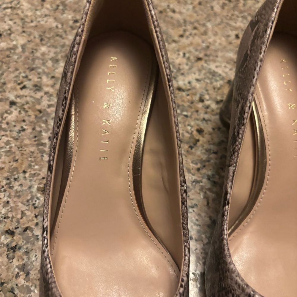 Kelly & Katie Snake Print Heels - Brown. Size 6M Nice condition! - Picture 10 of 14